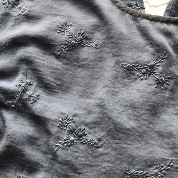 Lucky Brand Blouse w/Floral Embroidery - Picture 2 of 6